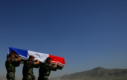 ‎Drapeau - troupeau - linceul. Afghanistan, 2006.‎