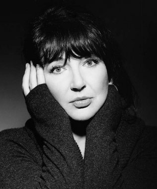 Kate Bush. E' sicuramente molto più bella del suo omonimo.