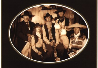 "Wild West" pics of 10,000 Maniacs - Foto "Far West" dei 10,000 Maniacs.