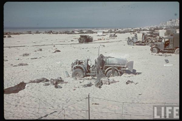 La spiaggia di Dunkirk dopo la ritirata alleata